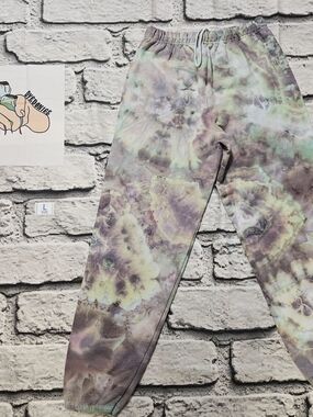 Tie-Dye Men’s Jogger Sweatpants - Pastel Green & Purple